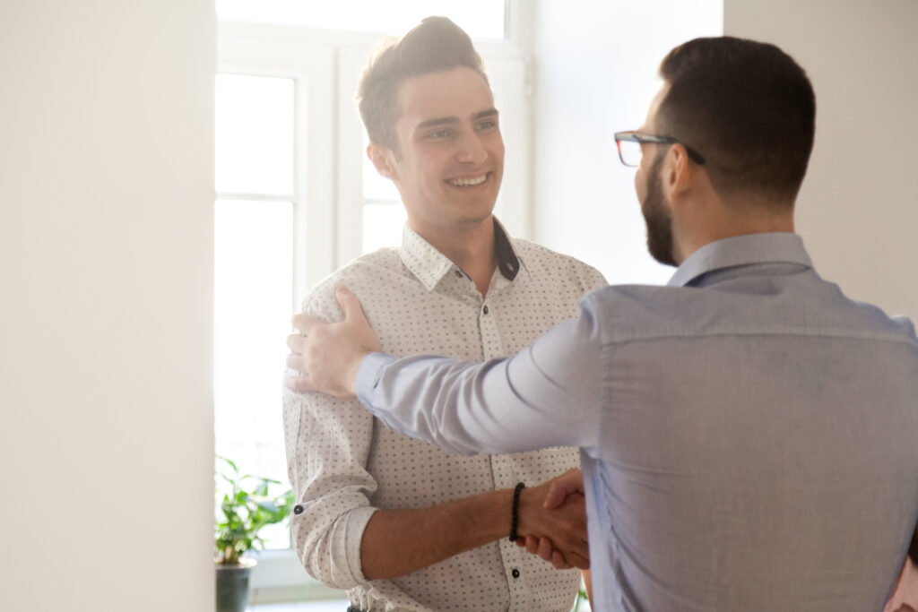 10 ways to tackle workplace loneliness 10 ways to tackle workplace loneliness